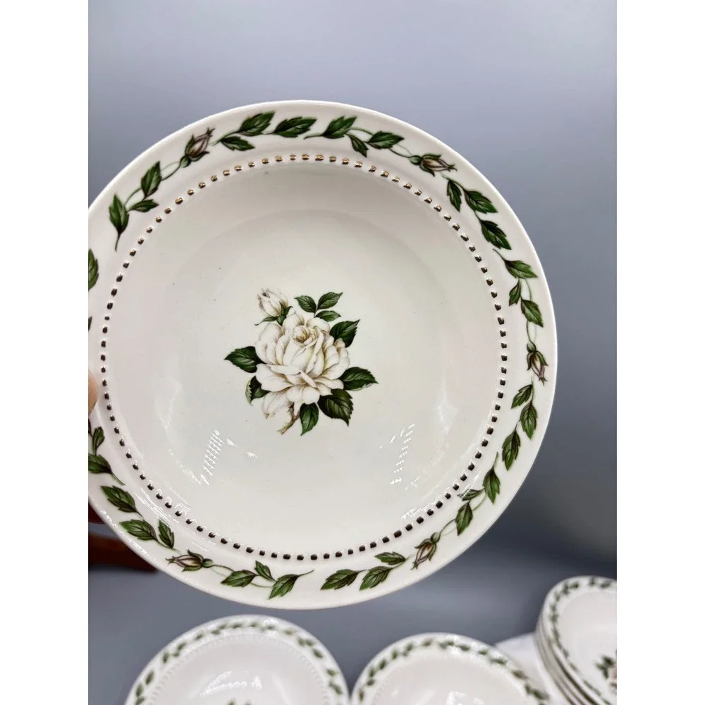 Vtg 4 Pc Superior Hall Cameo Rose Dessert‎ Berry Bowls White Rose